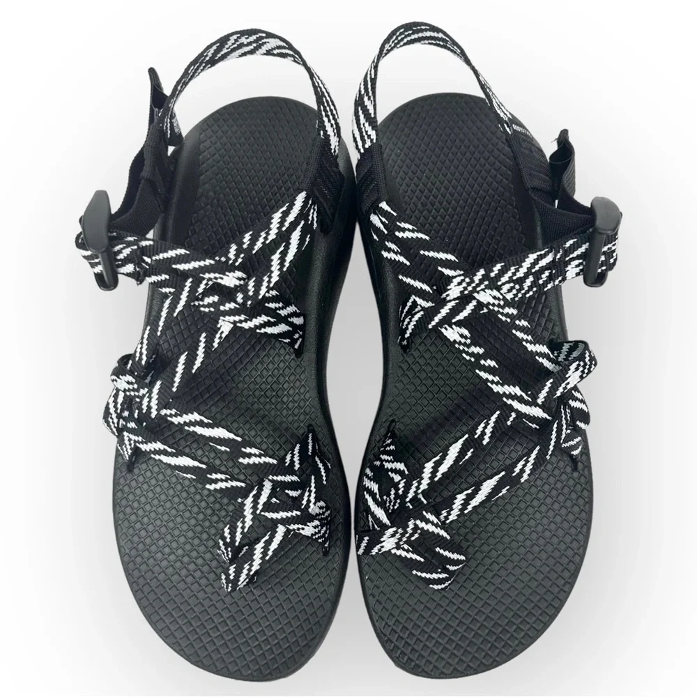 NWT Chaco ZCLOUD X2 black white sandals comfort strappy crisscross toe loop sz 9 - Picture 1 of 13
